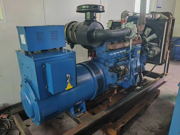 乾安100kW柴油发电机组使用多级机油有哪些优缺点？